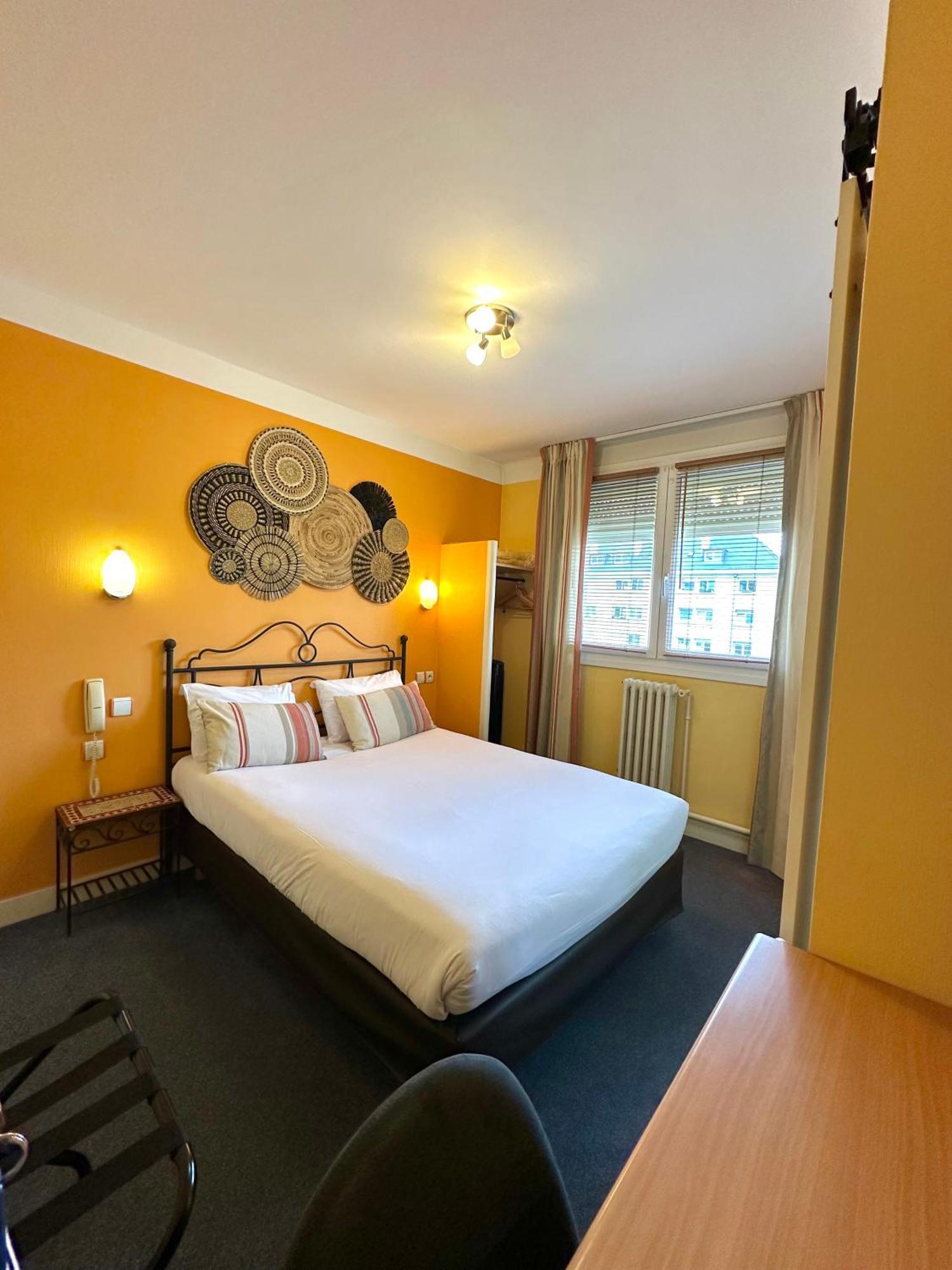 Hotel De Caen Rom bilde